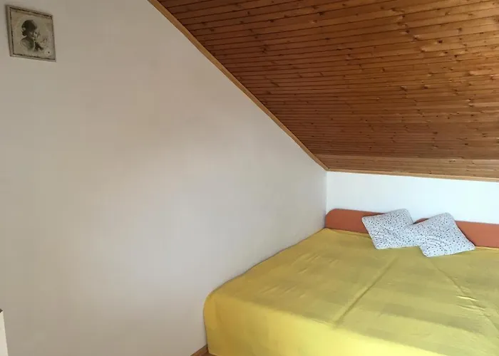 Nyaraló Rose House *