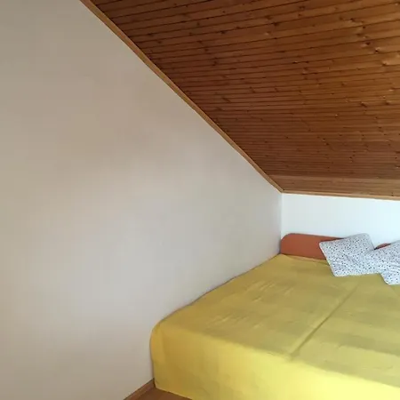 Vikendica Rose House *